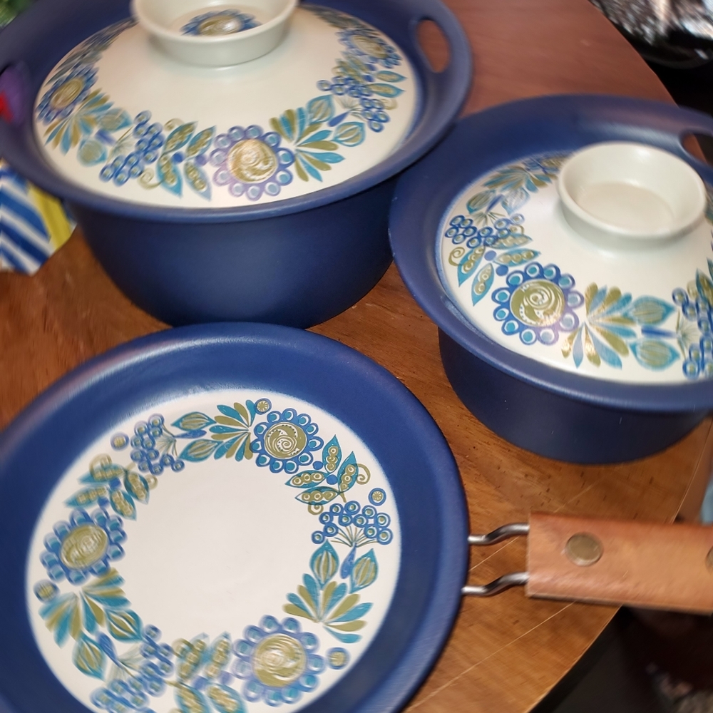 Vintage Mid-Century 1970's Figgjo Flameware Set